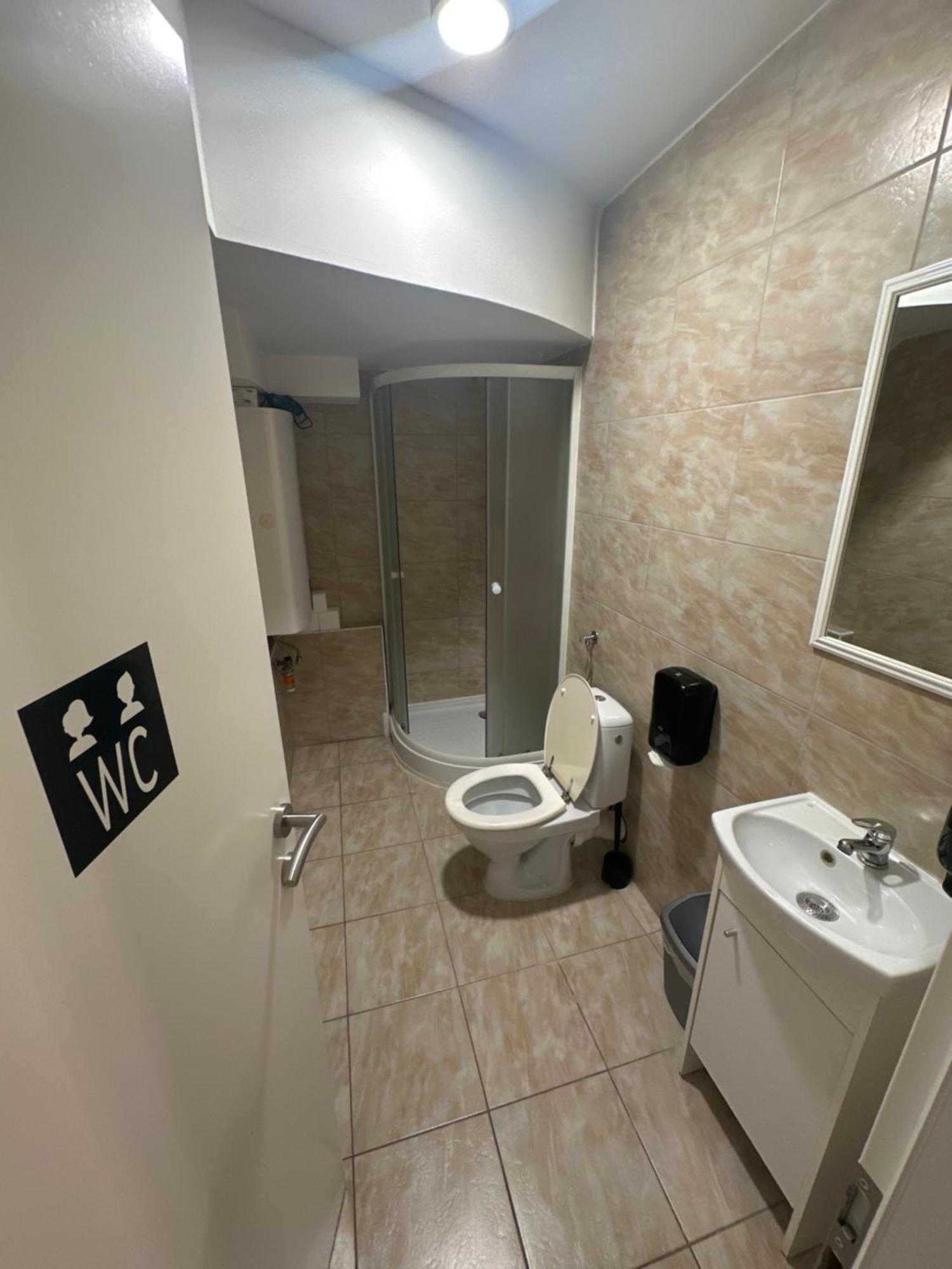 Granada Rooms Ljubljana Exteriör bild